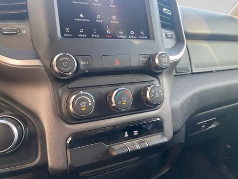 Used 2020 RAM 1500 Big Horn AWD/4WD image 15