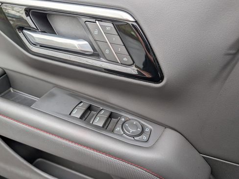 Used 2025 Chevrolet Tahoe RST w/ Comfort Package image 31