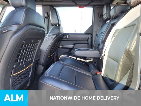 Used 2024 Ford Bronco Badlands image 5