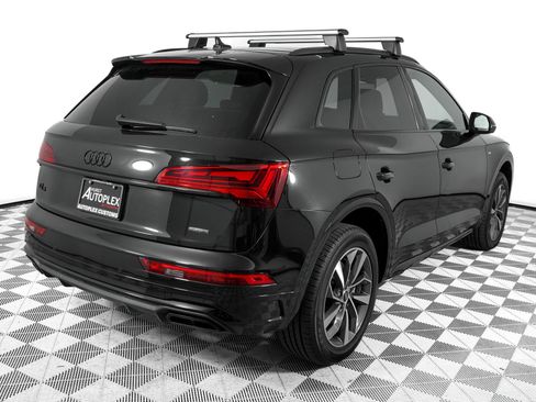 Used 2024 Audi Q5 2.0T Premium w/ Summer of Audi Package AWD/4WD image 4