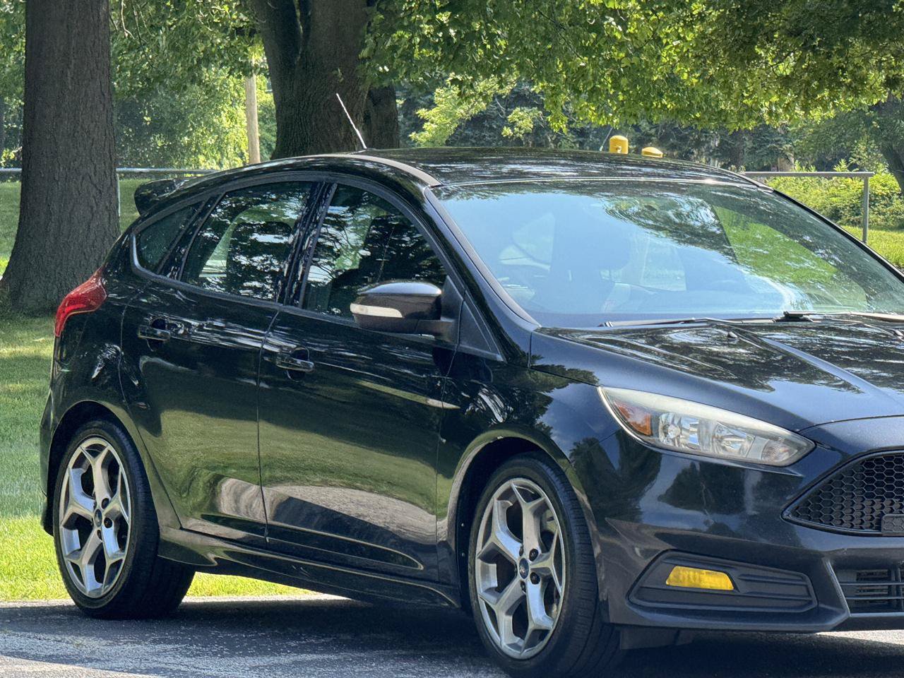 Used 2017 Ford Focus ST FWD image 17