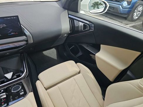 Used 2026 BMW X3 xDrive30i AWD/4WD image 17