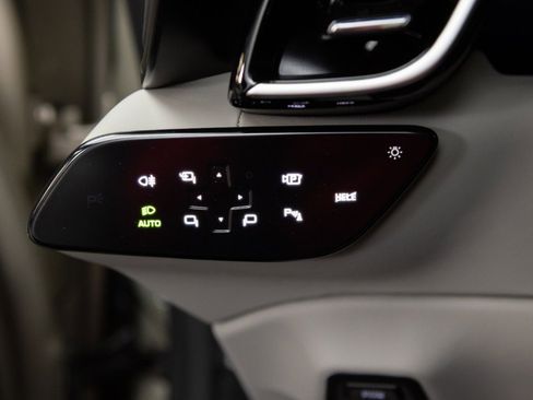 Certified 2024 Ferrari Roma Spider image 84