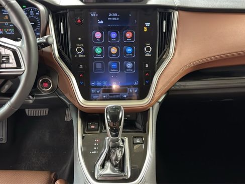 Used 2022 Subaru Outback Touring XT image 18