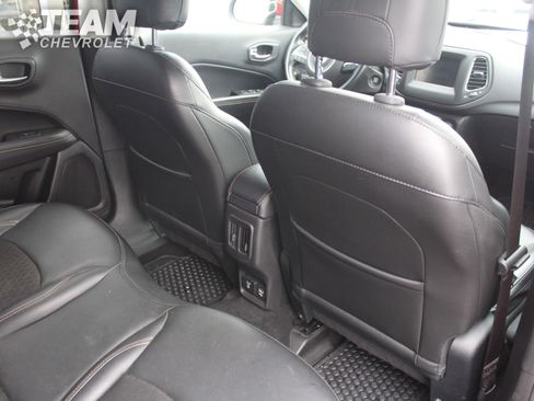 Used 2019 Jeep Compass Latitude w/ Popular Equipment Group image 23