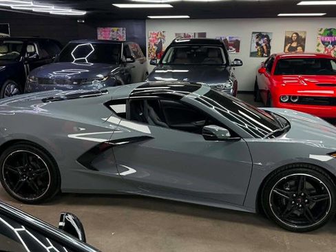 Used 2025 Chevrolet Corvette Stingray Coupe w/ Battery Protection Package RWD image 8
