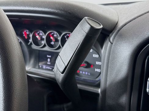 Used 2021 Chevrolet Silverado 1500 Custom image 16