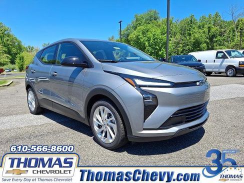 New 2027 Chevrolet Bolt LT FWD image 1