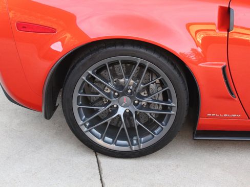 Used 2011 Chevrolet Corvette Z06 image 12