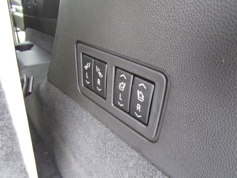 Used 2020 Cadillac XT6 Sport image 29