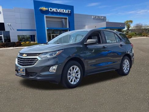 Used 2019 Chevrolet Equinox LS FWD image 33