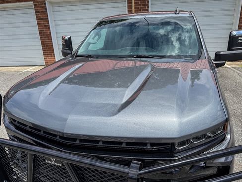 Used 2021 Chevrolet Silverado 1500 LT Trail Boss w/ Bed Protection Package AWD/4WD image 12