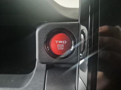 New 2026 Toyota 4Runner 4WD image 23