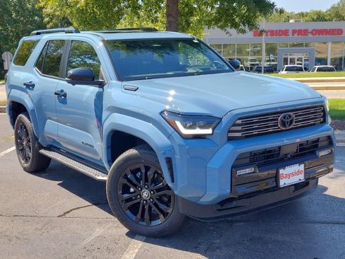 Used 2026 Toyota 4Runner Platinum AWD/4WD image 2