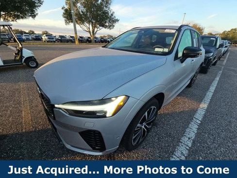 Certified 2025 Volvo XC60 B5 Plus image 1