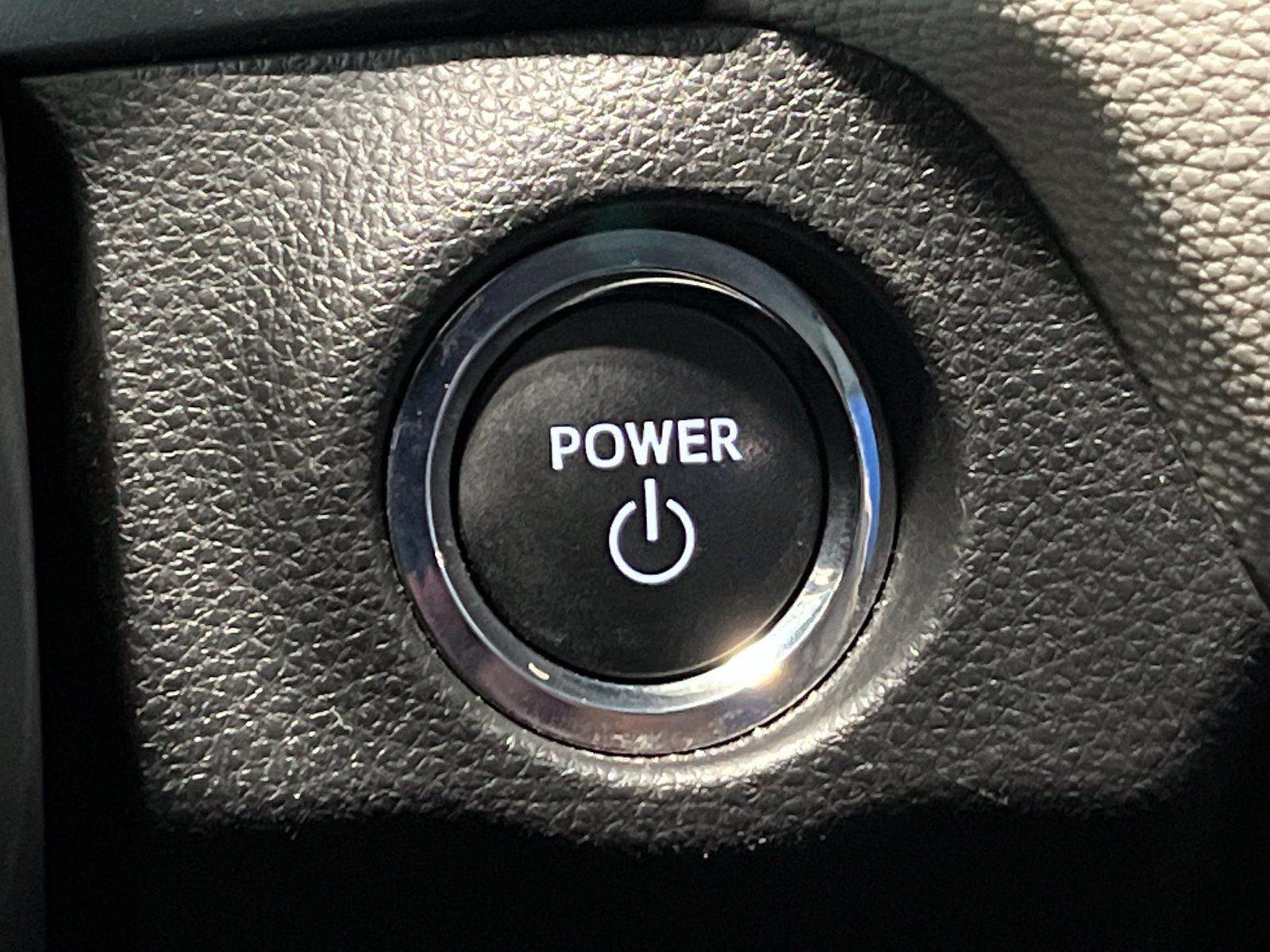 Used 2023 Toyota RAV4 XLE w/ Convenience Package AWD/4WD image 28