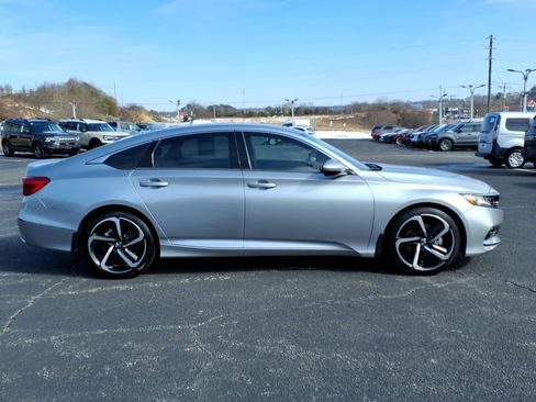 Used 2020 Honda Accord Sport image 8