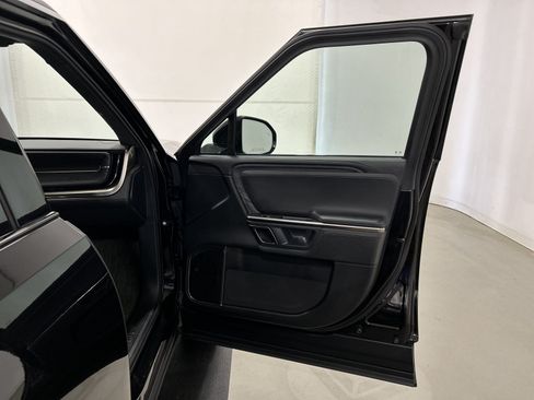 Used 2024 Rivian R1S Adventure AWD/4WD image 18