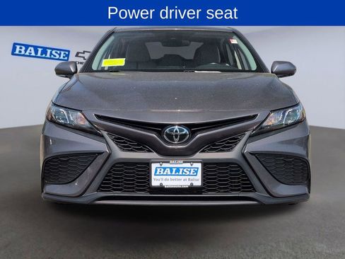 Used 2024 Toyota Camry SE FWD image 8