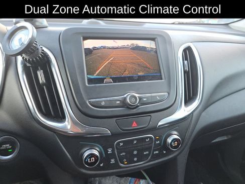 Used 2020 Chevrolet Equinox LT w/ Driver Convenience Package FWD image 13