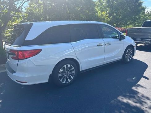 Used 2024 Honda Odyssey EX-L image 5