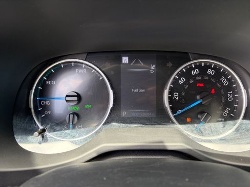 Used 2021 Toyota RAV4 XLE Premium AWD/4WD image 13