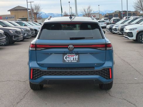 New 2026 Volkswagen Tiguan SE image 7