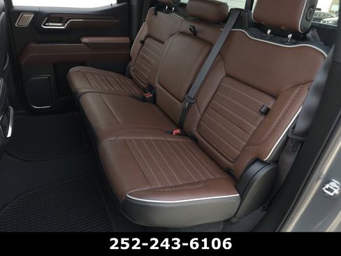 Used 2024 GMC Sierra 1500 Denali Ultimate AWD/4WD image 32
