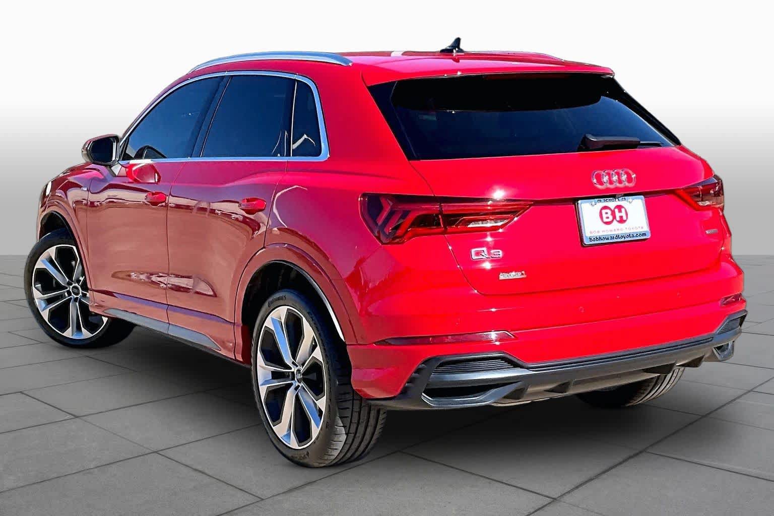 Used 2020 Audi Q3 2.0T Premium Plus w/ Premium Plus Package AWD/4WD image 12