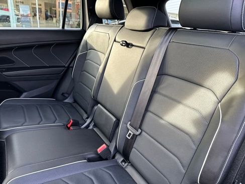 Certified 2024 Volkswagen Tiguan SEL R-Line image 33