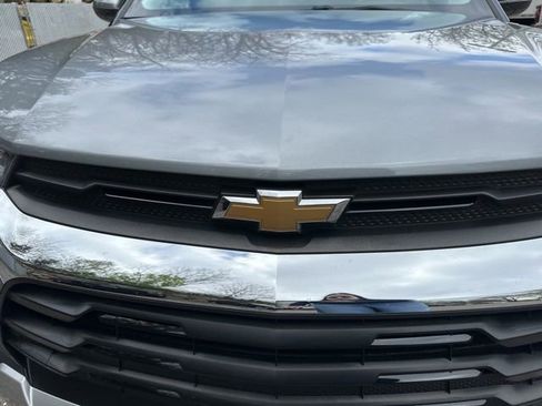 Used 2023 Chevrolet TrailBlazer LT w/ Convenience Package AWD/4WD image 11