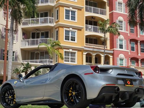 Used 2018 Ferrari 488 Spider RWD image 38