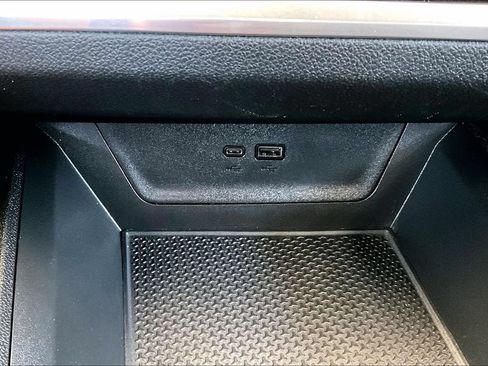 Used 2025 Chevrolet Equinox LT w/ Convenience Package II AWD/4WD image 16