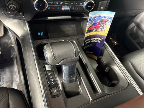 Certified 2022 Ford F150 Lariat w/ Equipment Group 502A High image 21