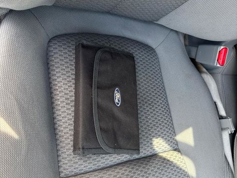 Used 2012 Ford F150 XLT w/ XLT Chrome Pkg image 11