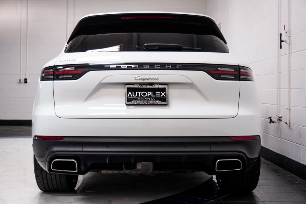 Used 2023 Porsche Cayenne AWD/4WD image 38