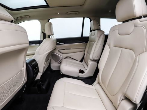 Used 2021 Jeep Grand Cherokee L Limited w/ Trailer Tow Group (B) image 21