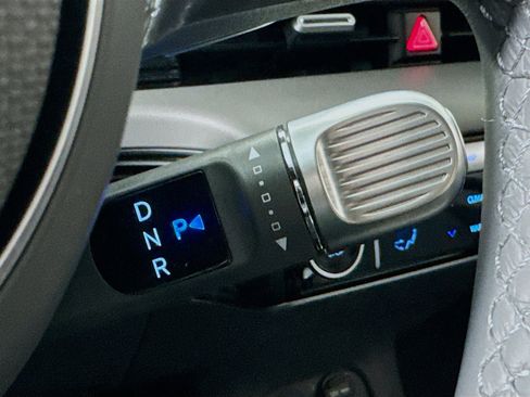 Used 2024 Hyundai Ioniq 5 SEL image 18