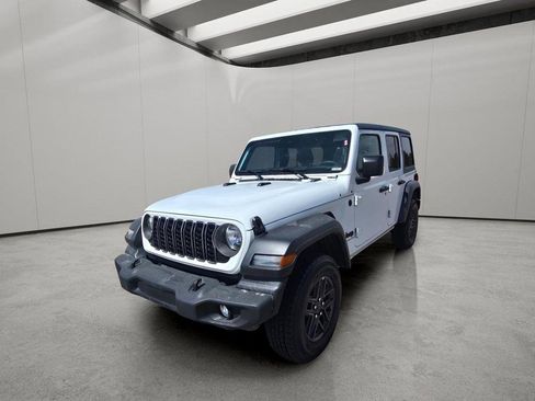 Used 2025 Jeep Wrangler Unlimited Sport AWD/4WD image 1