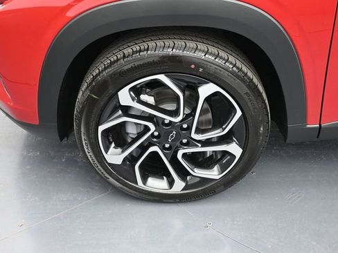 New 2026 Chevrolet Trax RS w/ Sunroof Package image 22