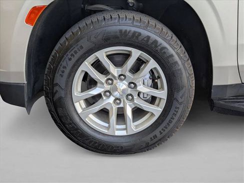 Used 2023 Chevrolet Tahoe LT image 26