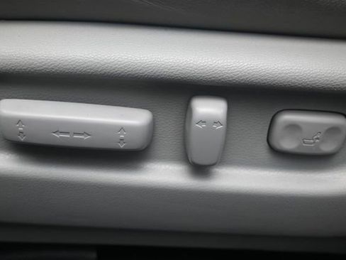 Used 2022 Honda Pilot Touring image 18