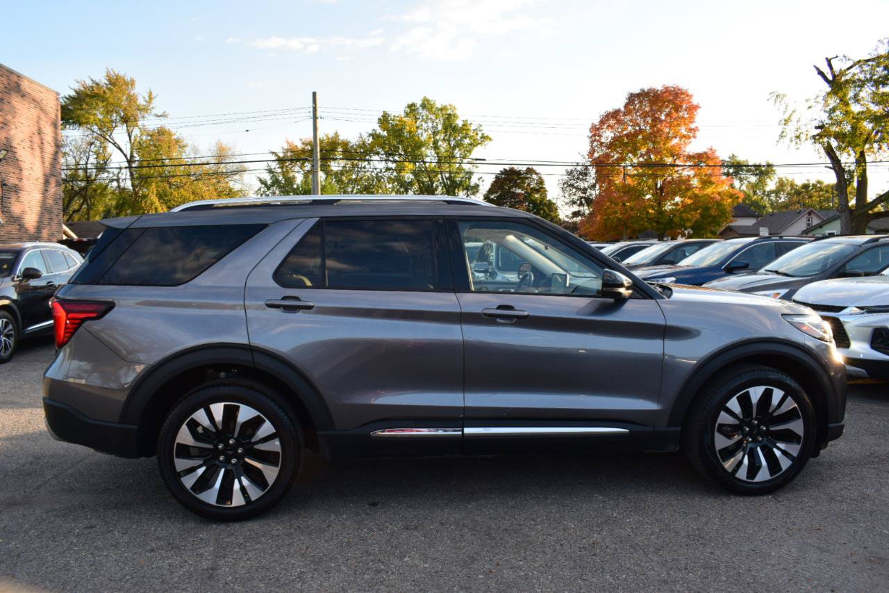 Used 2025 Ford Explorer Platinum w/ LUX Leather Package AWD/4WD image 7