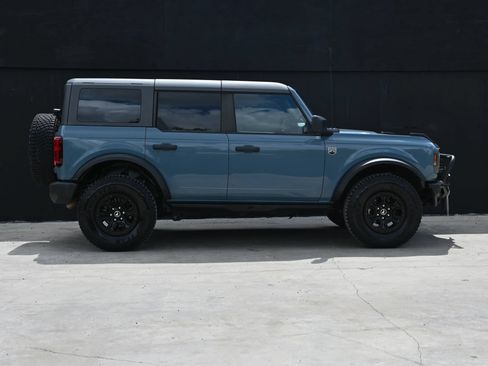 Used 2023 Ford Bronco Big Bend w/ Sasquatch Package AWD/4WD image 10