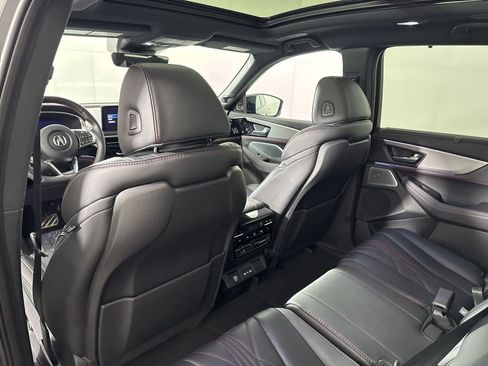 Used 2025 Acura MDX A-Spec image 15