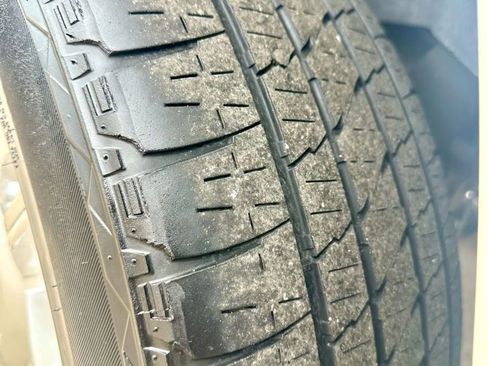 Used 2017 Cadillac Escalade Platinum image 57