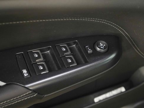 Used 2014 Cadillac SRX Luxury AWD/4WD image 21