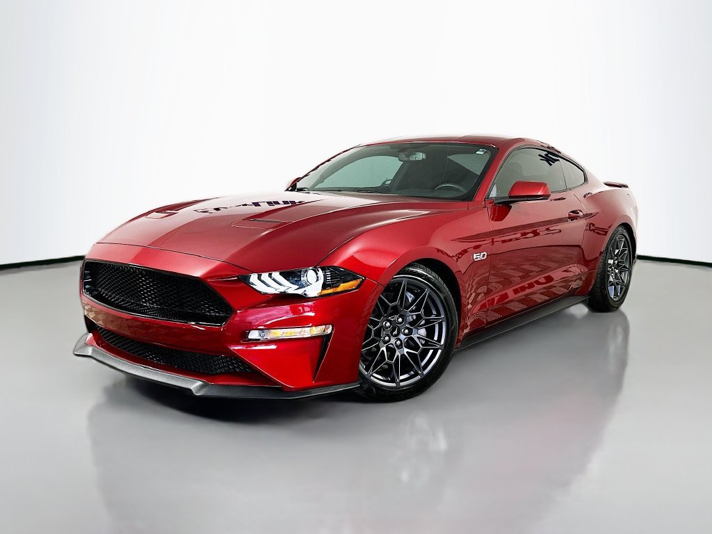 Used 2018 Ford Mustang GT RWD image 3