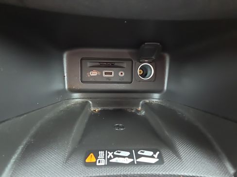 Used 2021 Chevrolet Equinox Premier AWD/4WD image 29