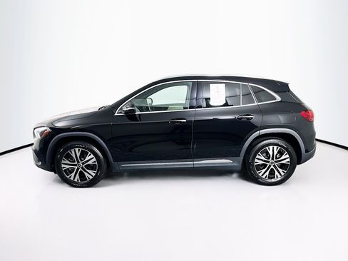 Used 2025 Mercedes-Benz GLA 250 image 4